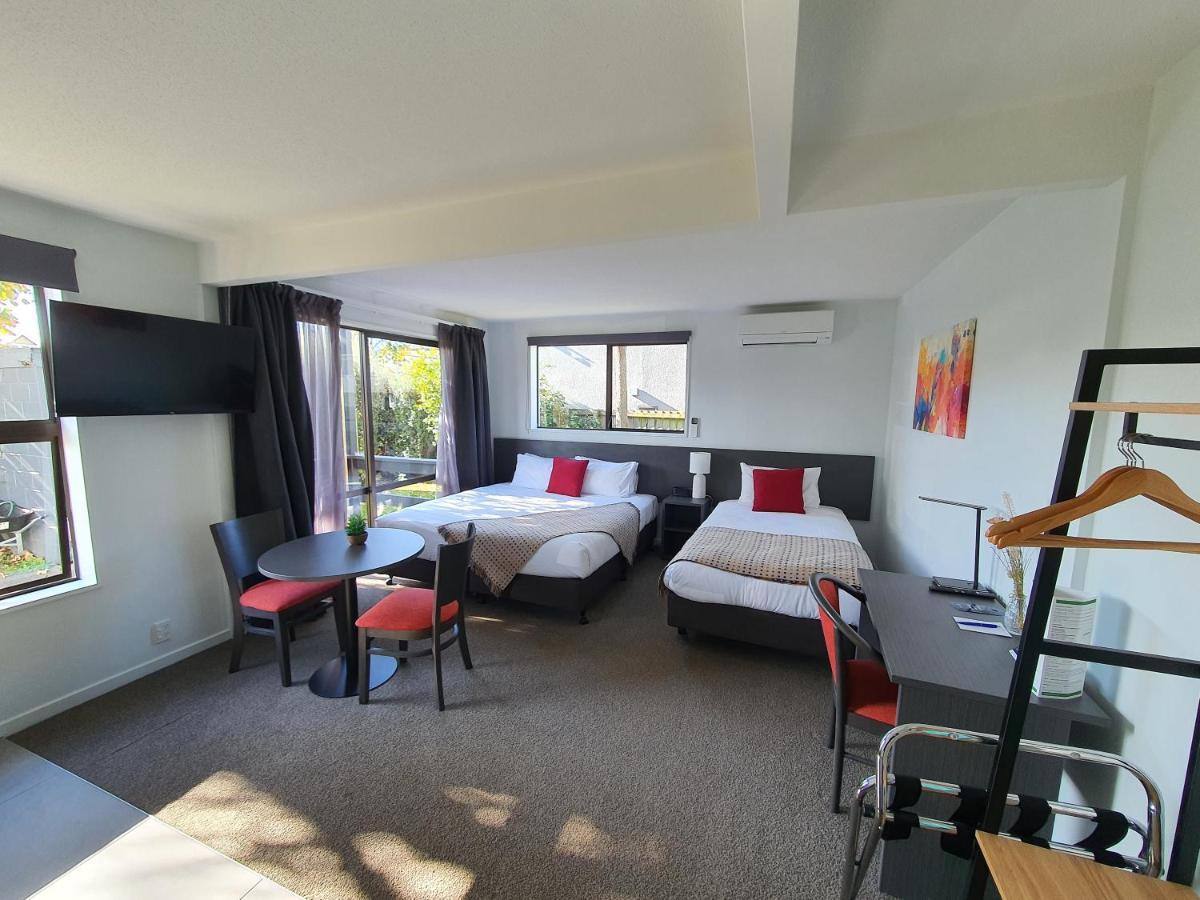Carnmore Hagley Park Motel 4*