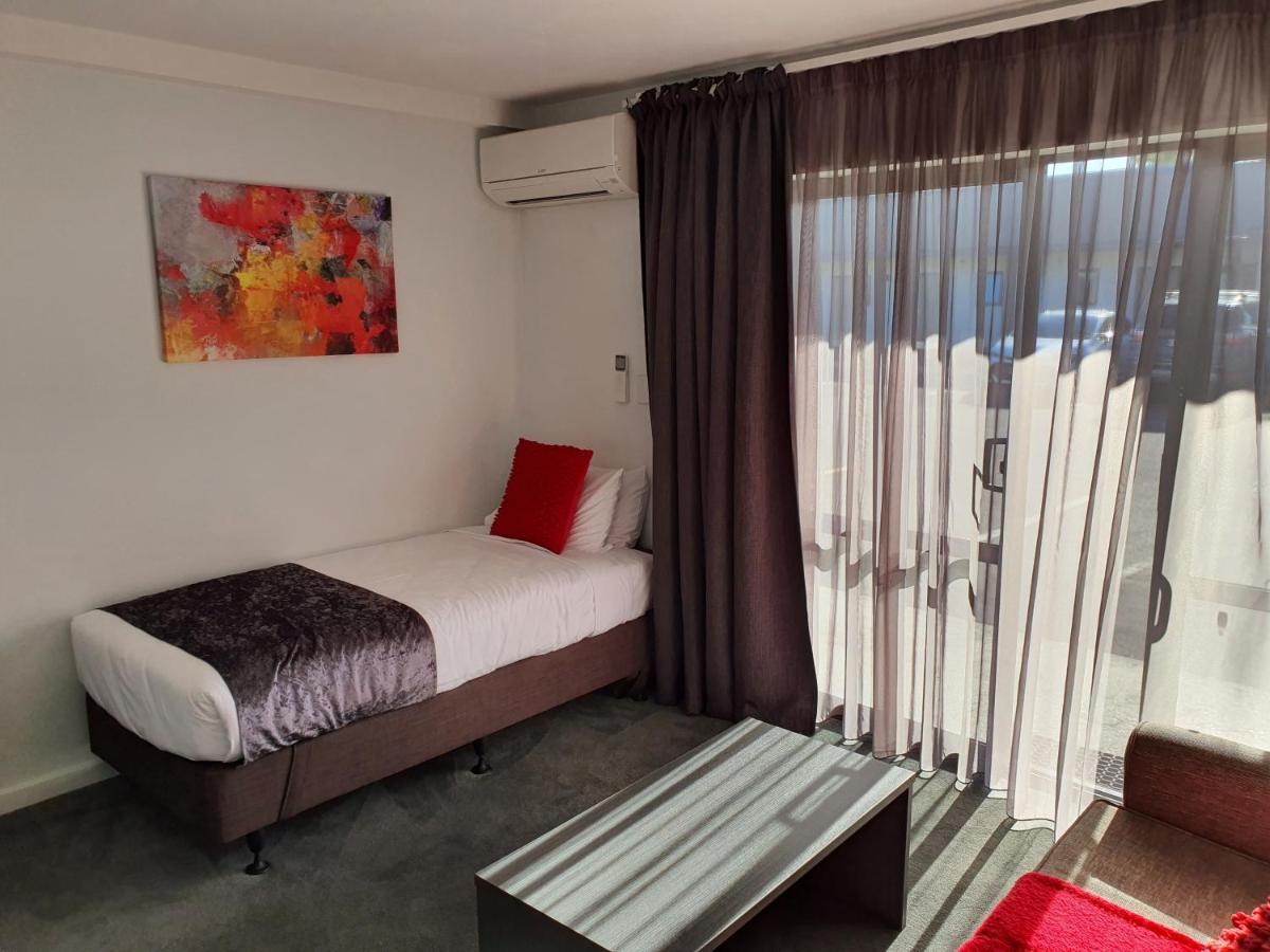 Carnmore Hagley Park 4*