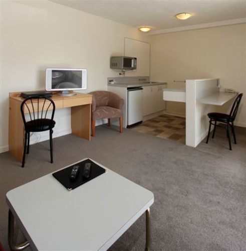 Carnmore Hagley Park 4*